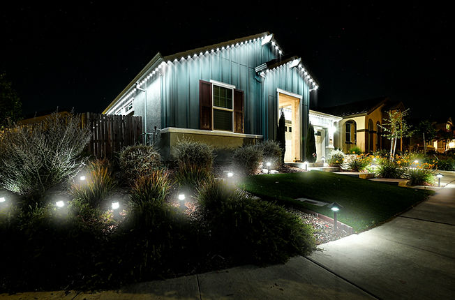 Kansas City landscape lighting with integrated permanent LED control